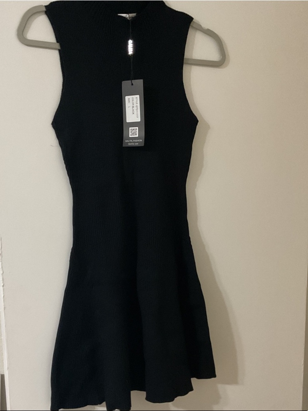 Sleeveless Rib Knit Black Dress